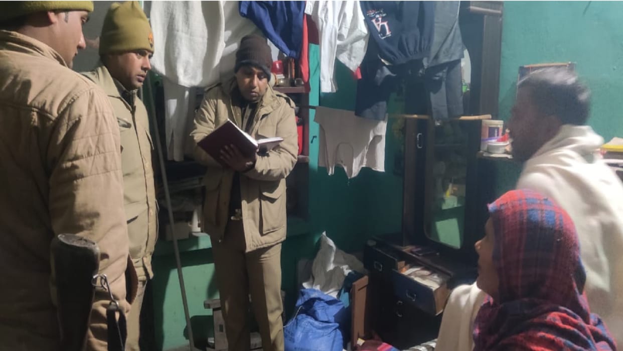 Shamli News: Fierce firing in film style, villagers retreated in panic, miscreants absconded