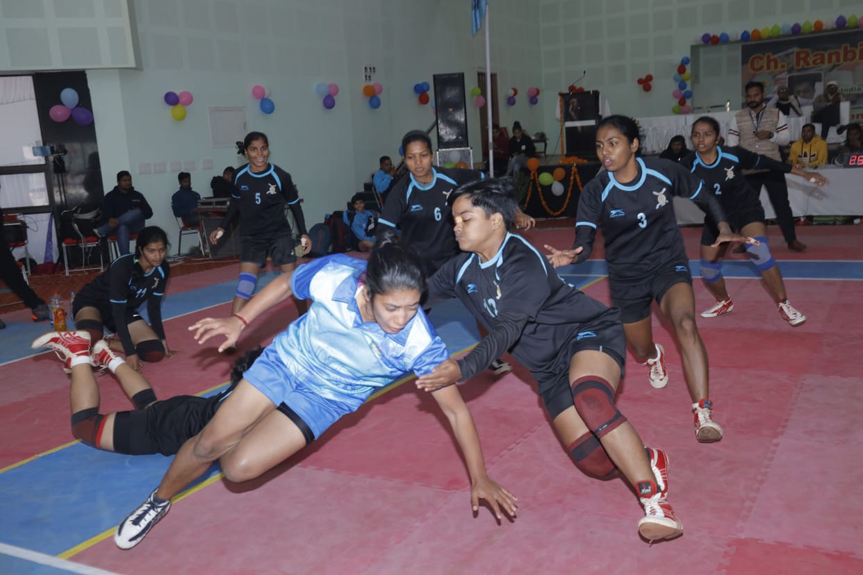 CRSU beat Bangalore University by 31 points in Kabaddi competition