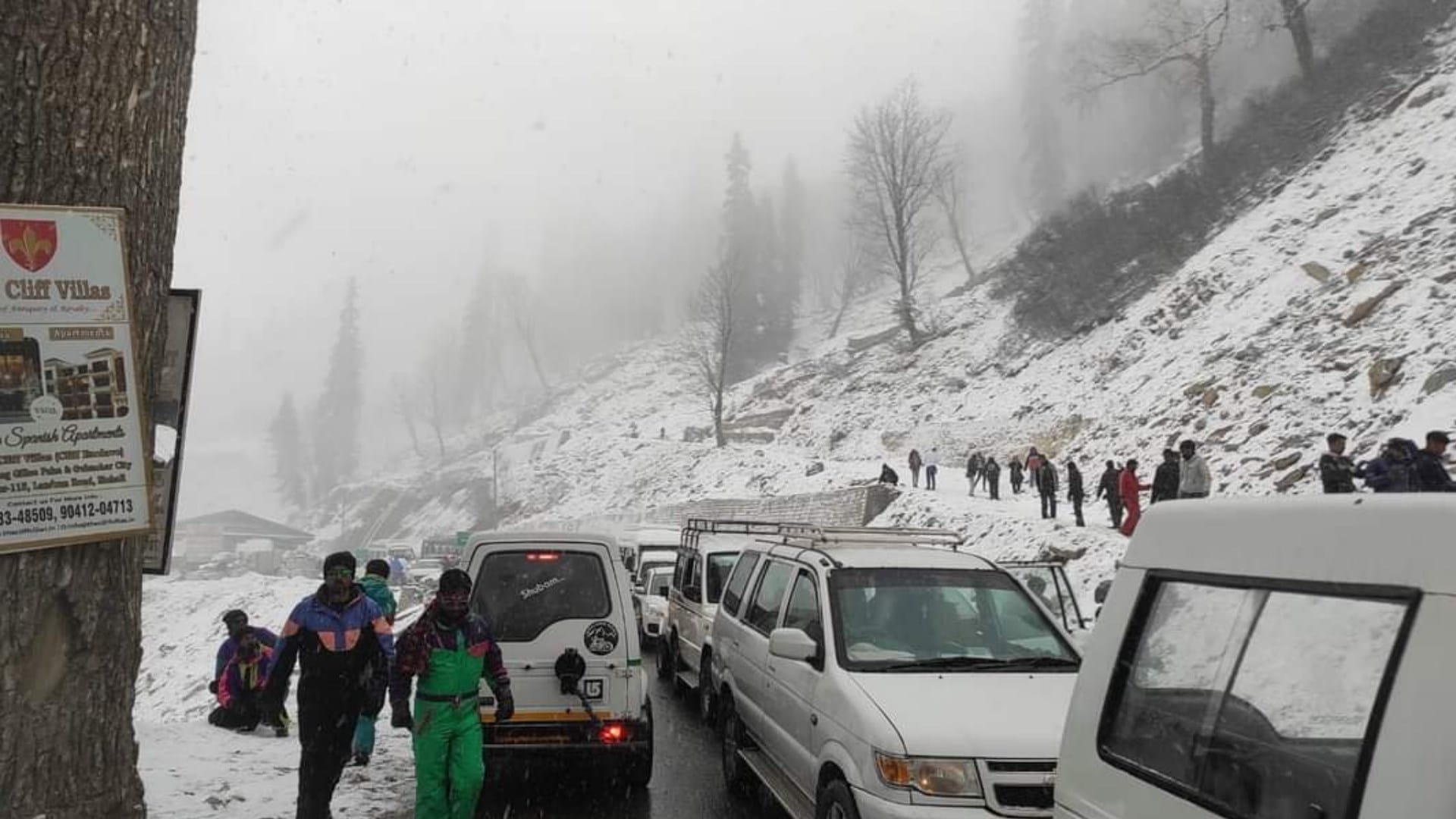 snowfall himachal pradesh: snowfall in rohtang snowfall in lahaul spiti snowfall in Pangi Bharmour