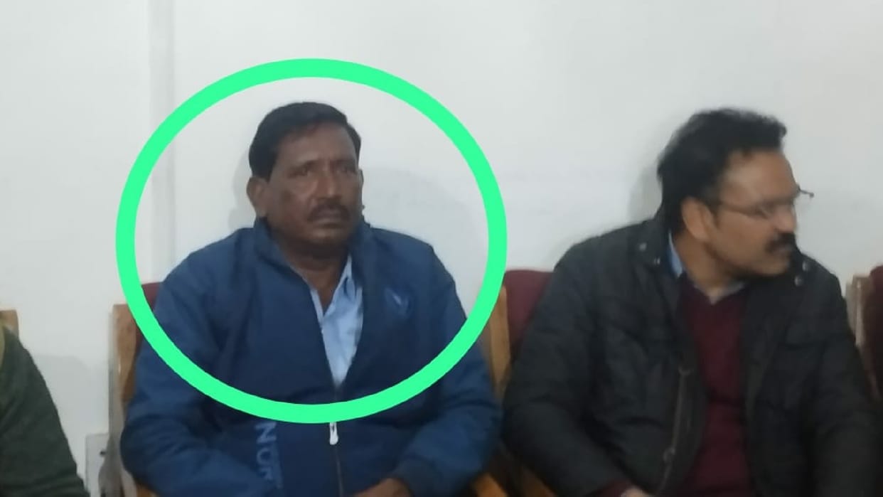 Shivpuri: Patwari arrested for taking bribe of ten thousand