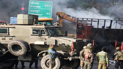 Jammu Kashmir: Incomplete number plate of burnt truck will reveal the secret of Sidda encounter