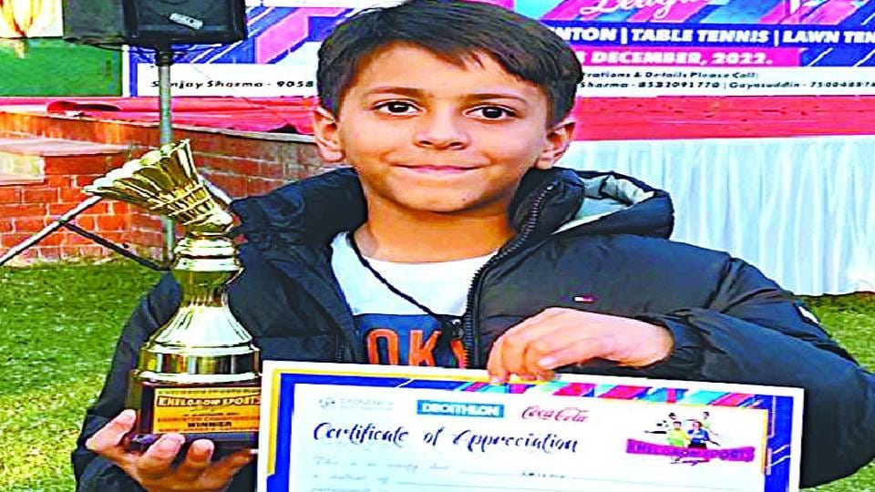 Krishiv won the championship of the Under-9 Khelgaon Badminton League in Agra