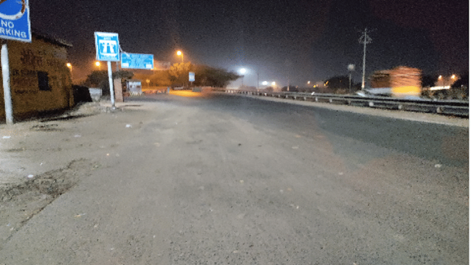Amar Ujala Live story agra security system condition check post empty police not on barrier