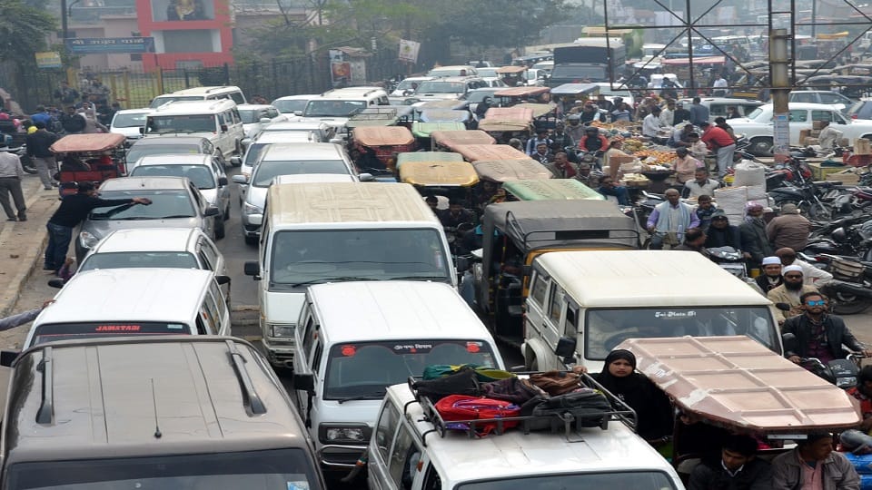 Route diverted in Aligarh for ten hours due to New Year celebration