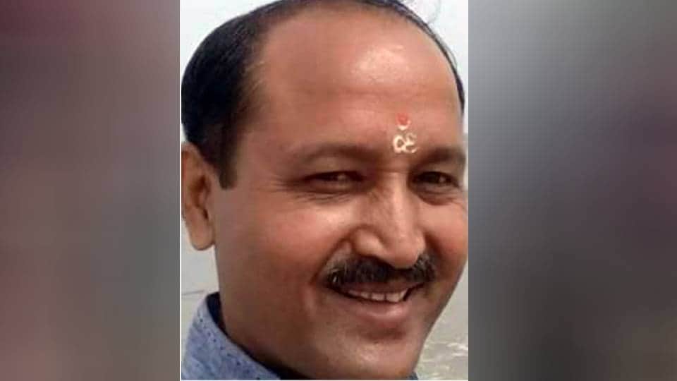 sound of third wave of Corona increased concern of traders in Kasganj