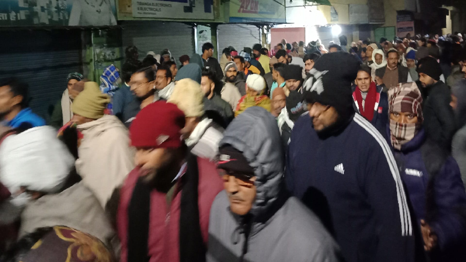 The dead body of YouTuber Sunil Saini reached Meerut and was cremated in a sad atmosphere and see photos