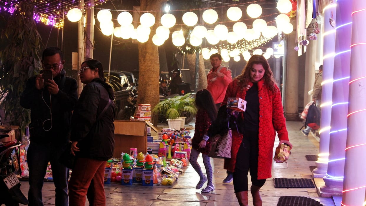 New Year 2023 booking of bars Restaurant from Connaught Place to Hauz Khas full