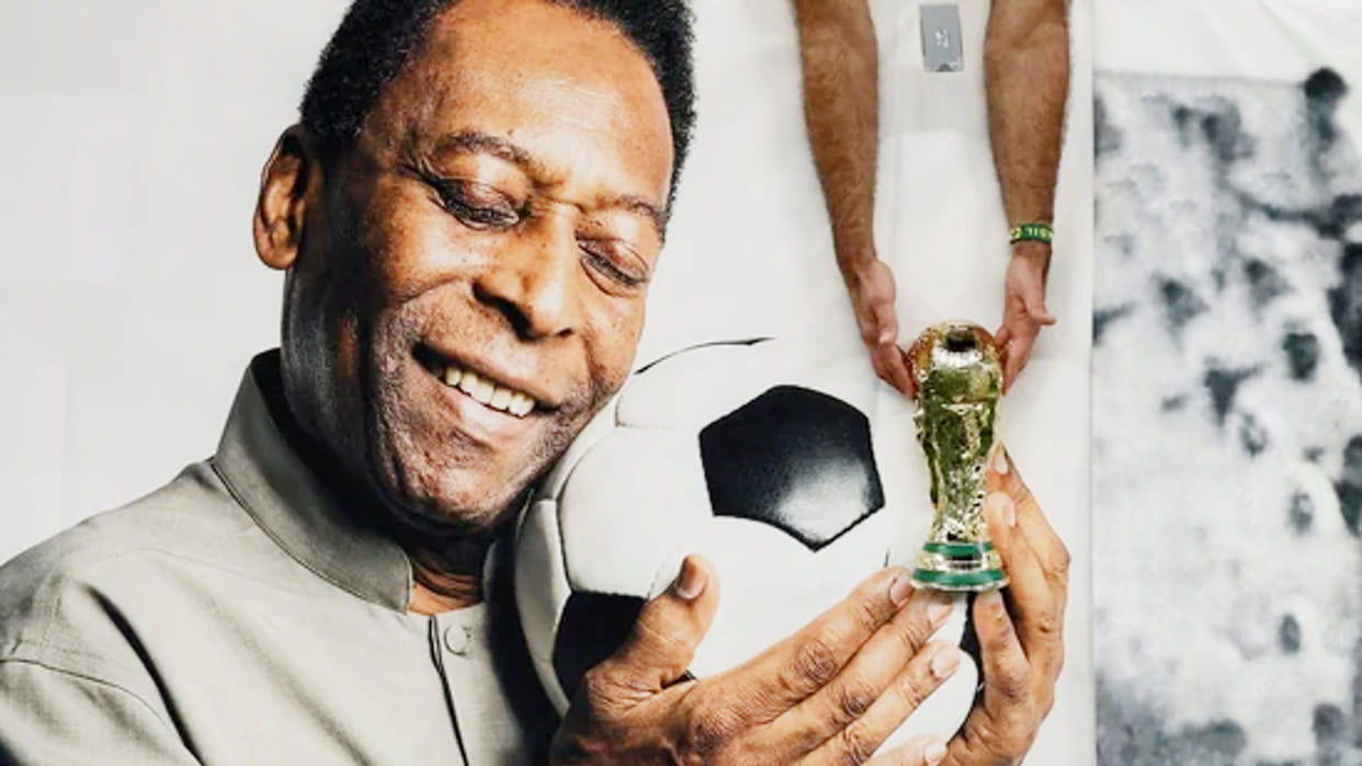 Silence in Brazil after great football player Pele death Only his family will be present at the funeral