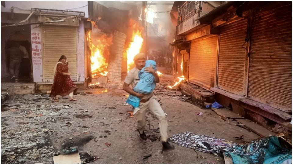 Rajasthan unique photo 2022 PM Narendra Modi karauli riots cylinder blast news