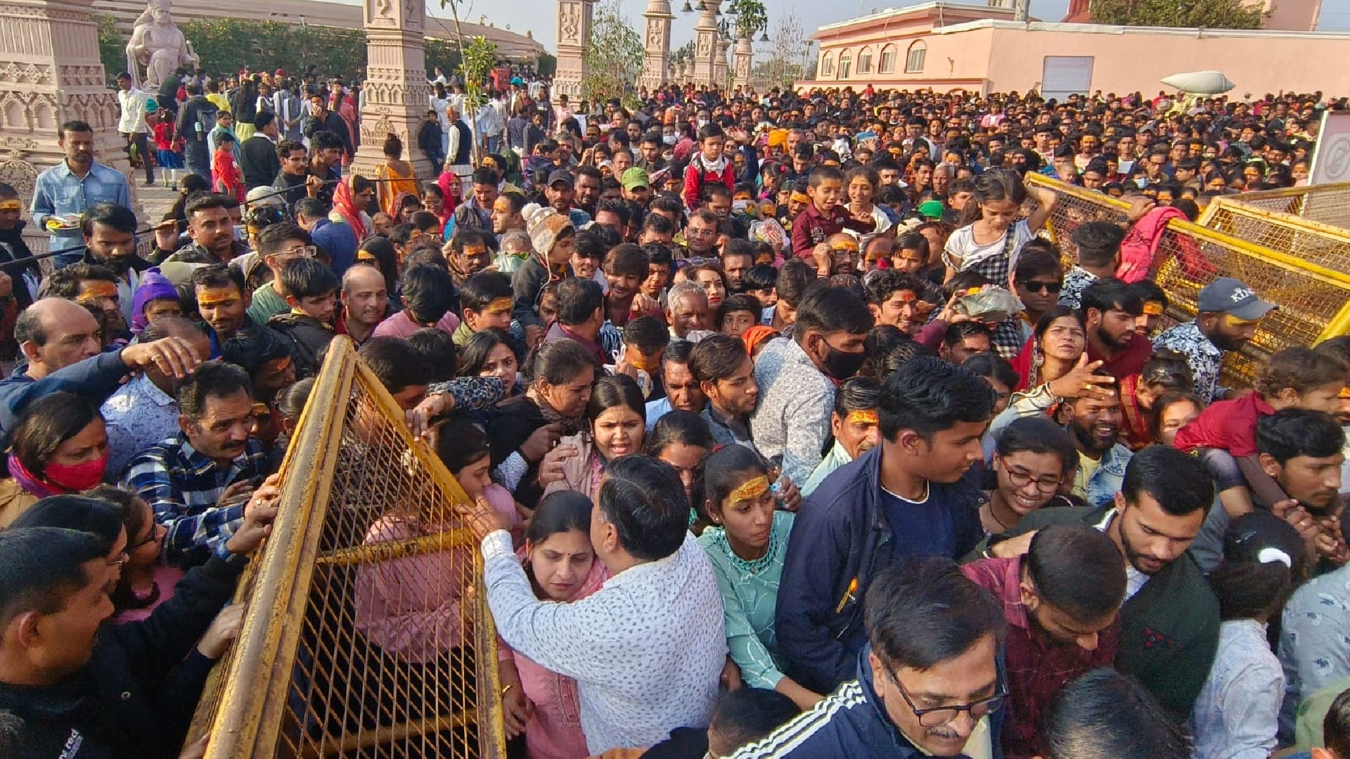 Ujjain Mahakal News: Devotees Visit in Mahakaleshwar Temple Darshan Today 31st December 2022