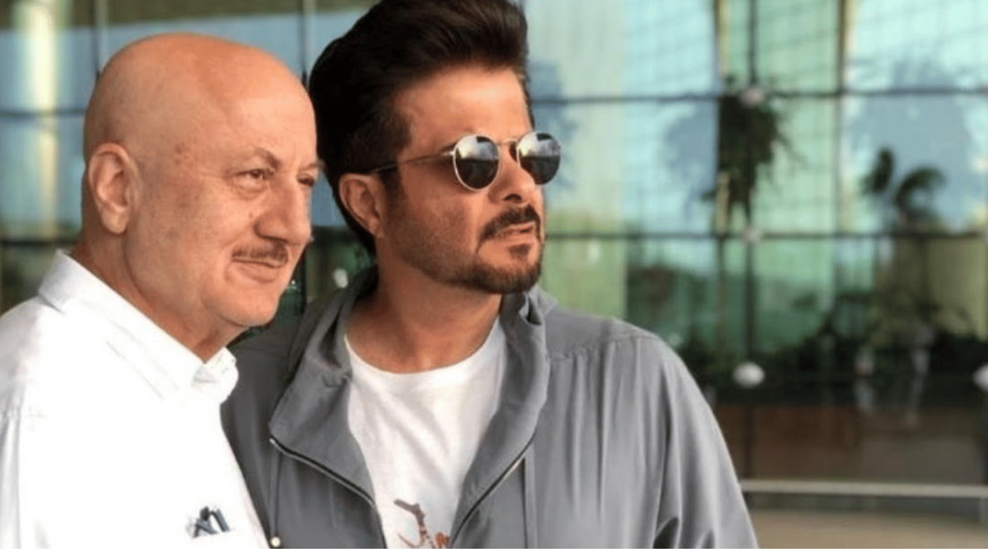 Rishabh Pant car accident bollywood star Anupam Kher and Anil Kapoor visit hospital to see him