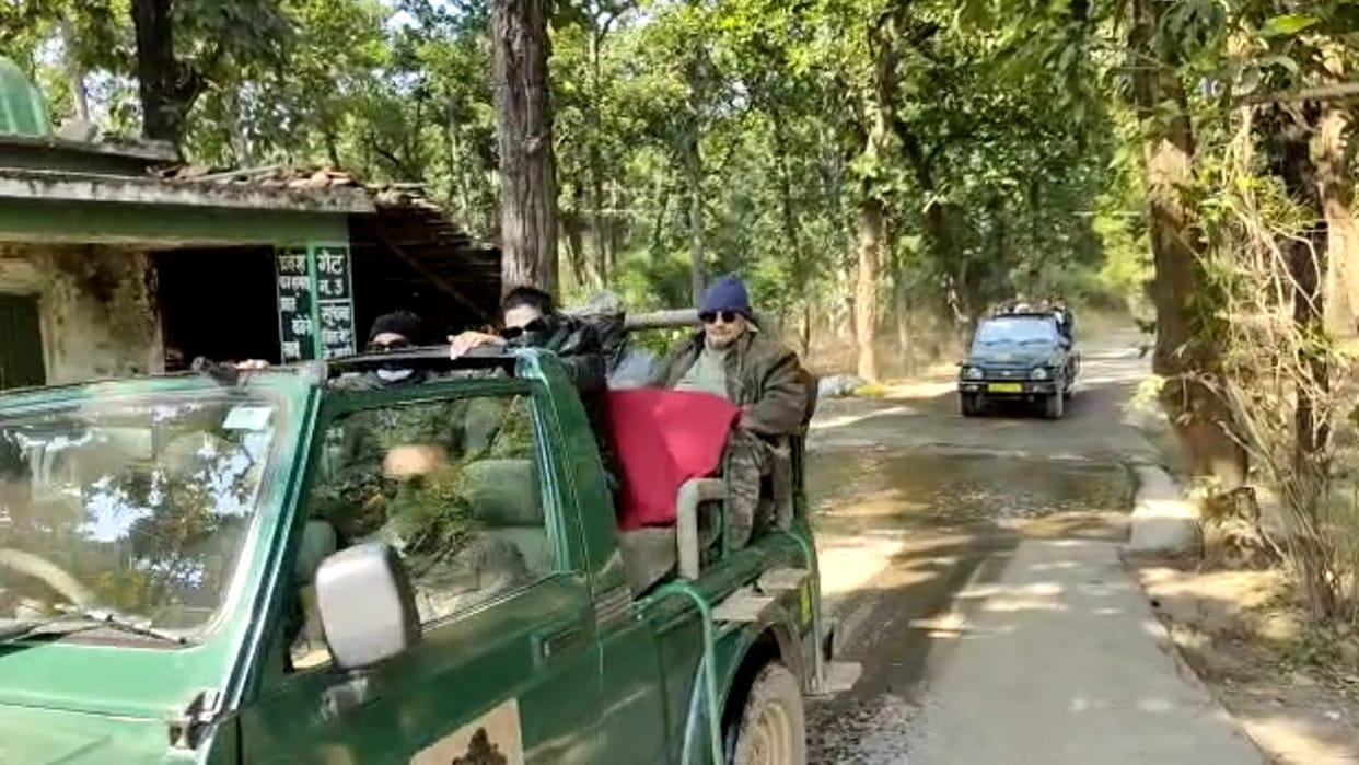 Actor Suniel Shetty visit Bandhavgarh Tiger Reserve did a jungle safari and saw a tiger