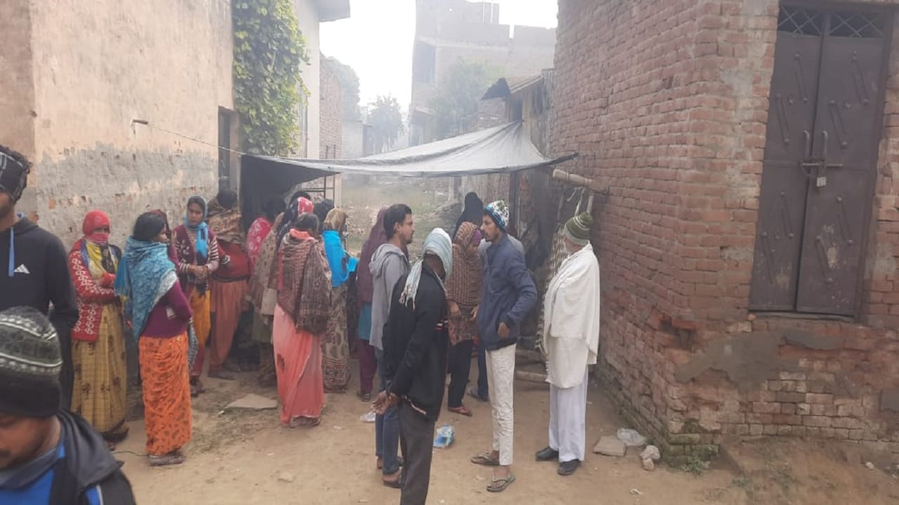 young man killed an elderly man because of his wife's extra marital affair In Ghaziabad