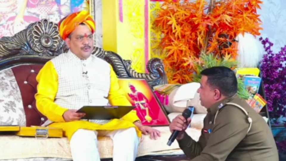 Haryana police ASI reached Pandokhar Dham when there was theft in the house