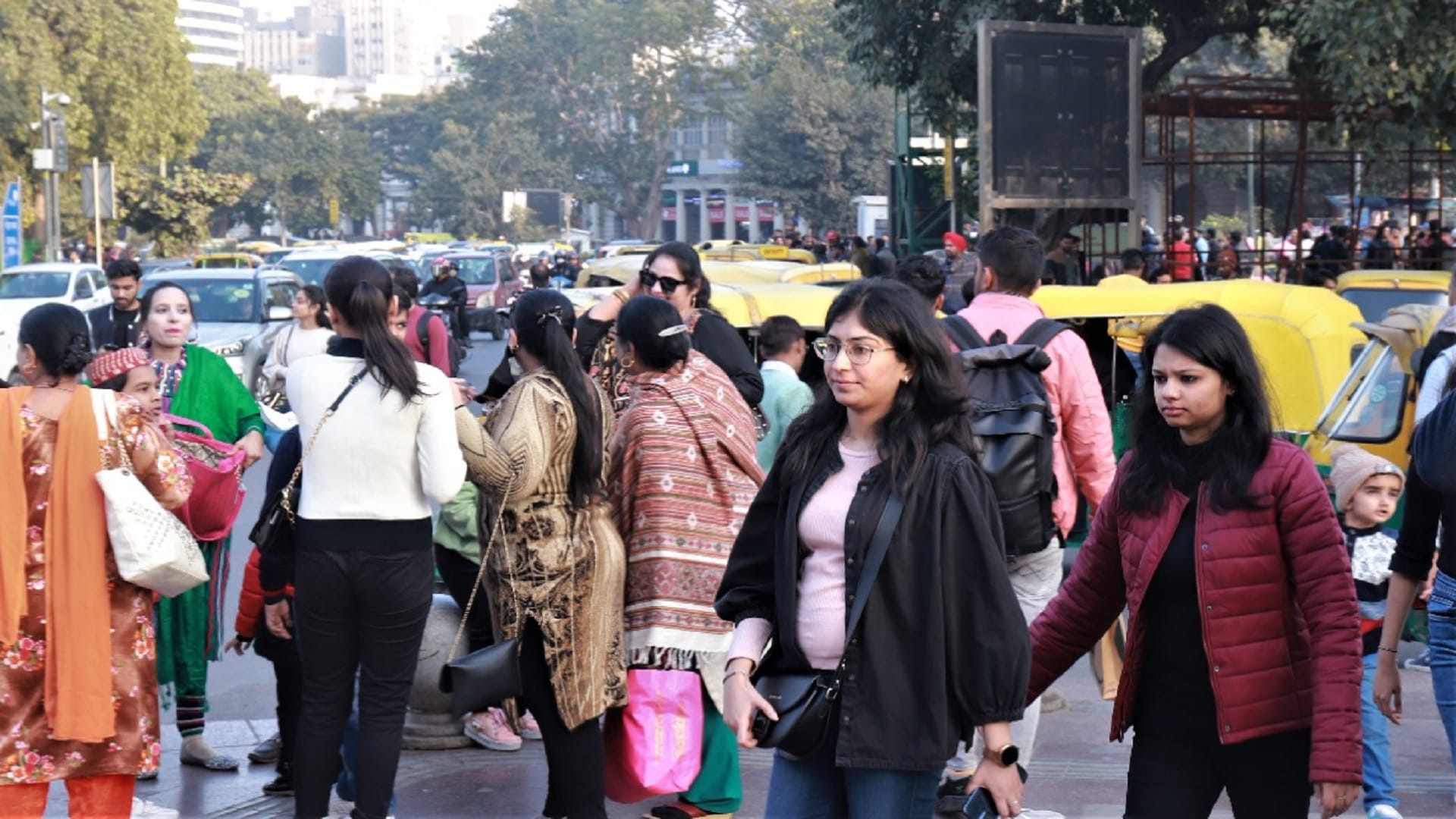 New Year Eve Delhi people came out to welcome the New Year celebrated in hotels