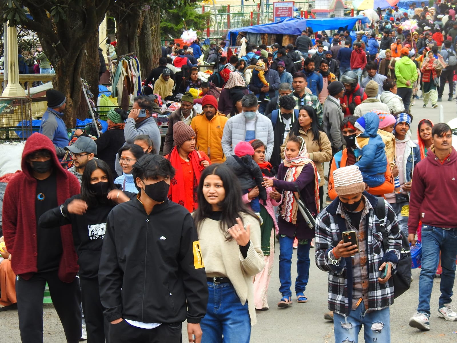 New year 2023 celebration in Uttarakhand tourist Huge crowd and traffic jam in mussoorie nainital