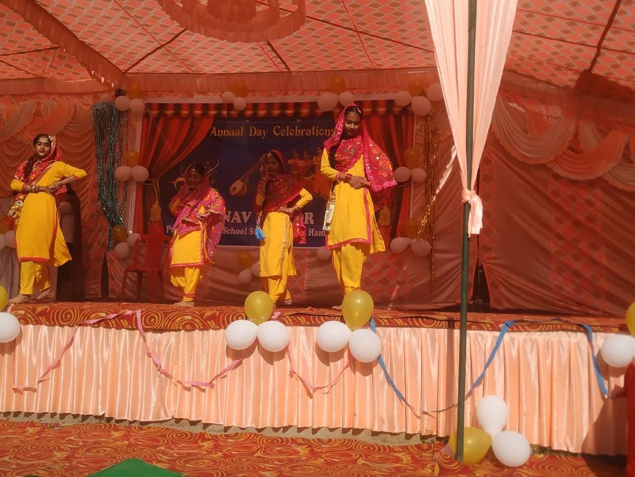 Youngsters rocked on the songs Bam Bam Bhole, Runjhunaa