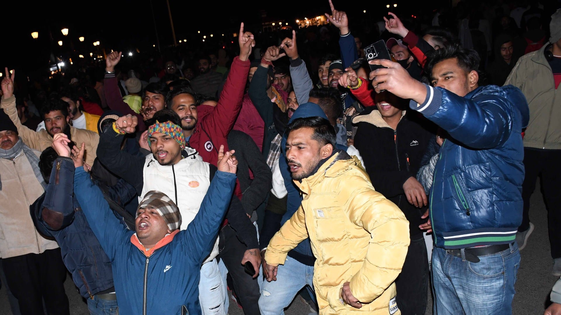 new year 2023 celebration in shimla tourist dance on DJ enjoys food festival