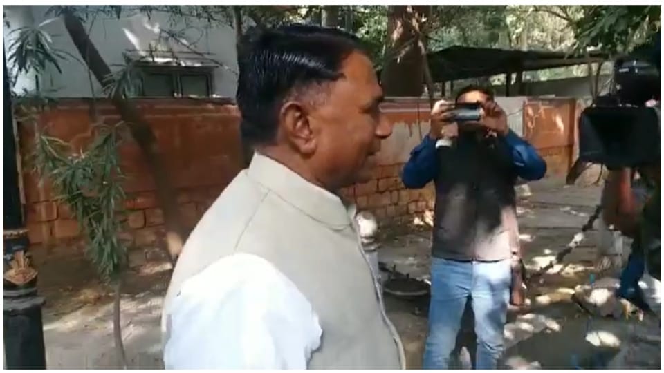 MLAs start withdrawing resignations in Rajasthan Speaker CP Joshi CM Ashok Gehlot