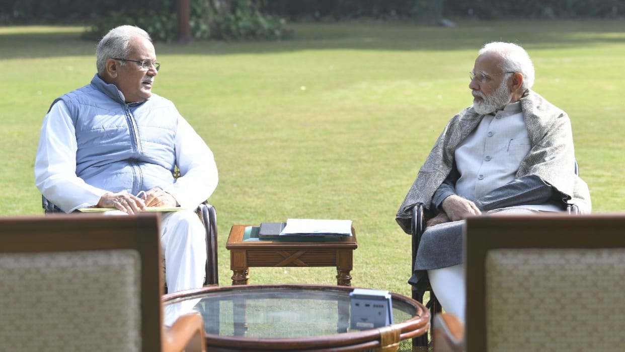 Prime Minister Narendra Modi met CM Bhupesh Baghel