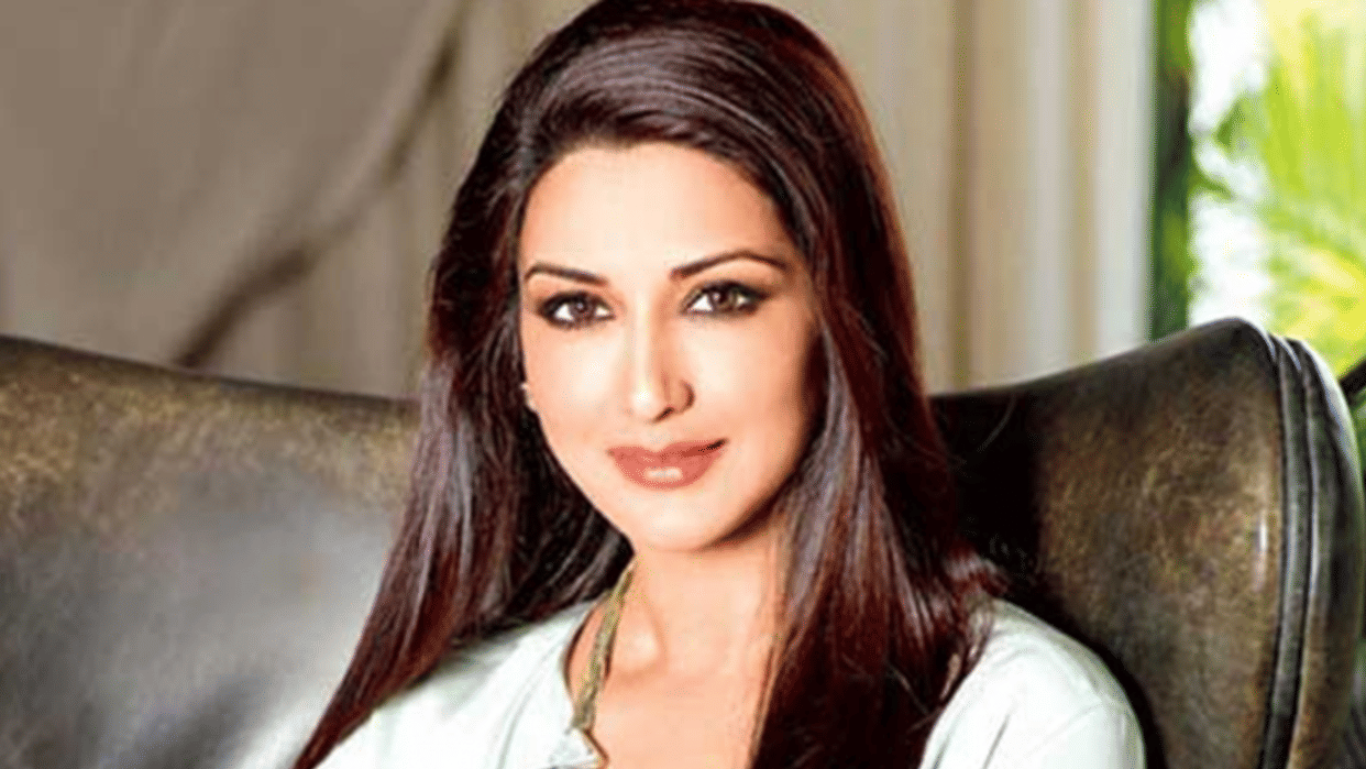 Know Why Bollywood Actress Sonali Bendre does not want a biopic to be made on her