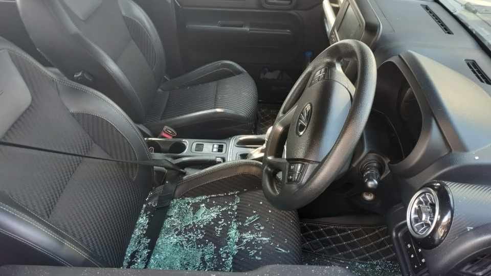 Cash and pistol stolen by breaking the glass of the car in Zirakpur