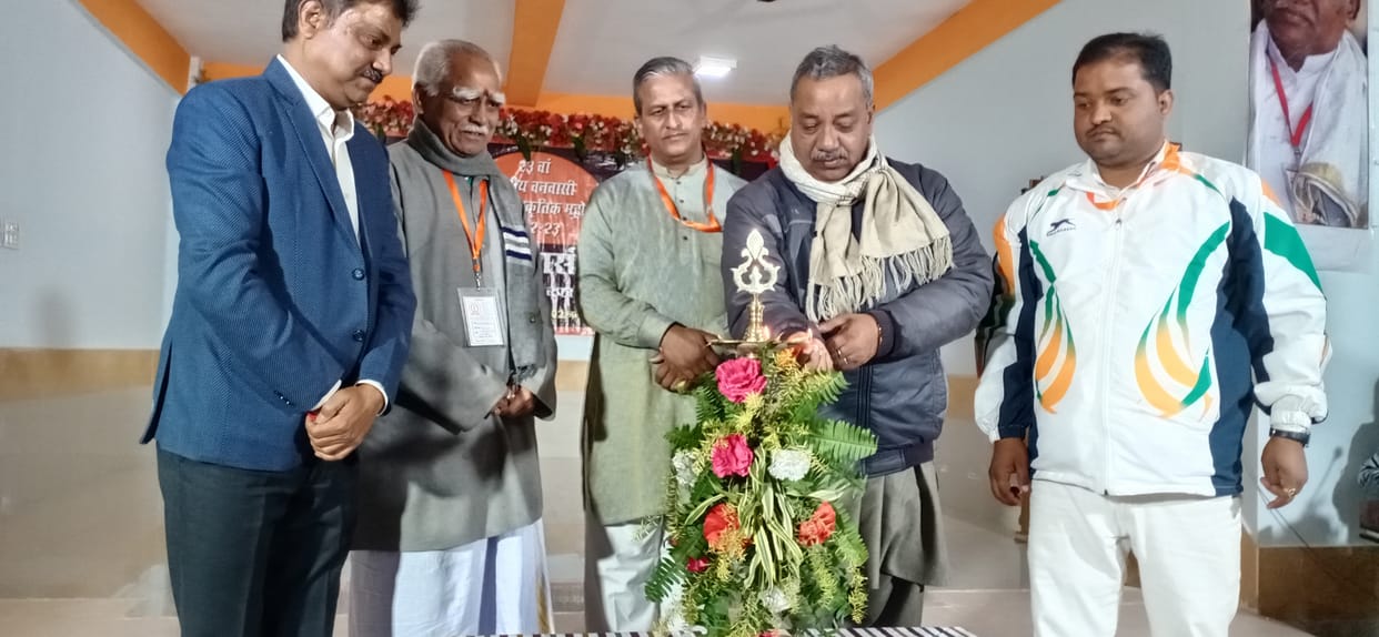 Society is like five fingers of the hand: Ramdutt Chakradhar