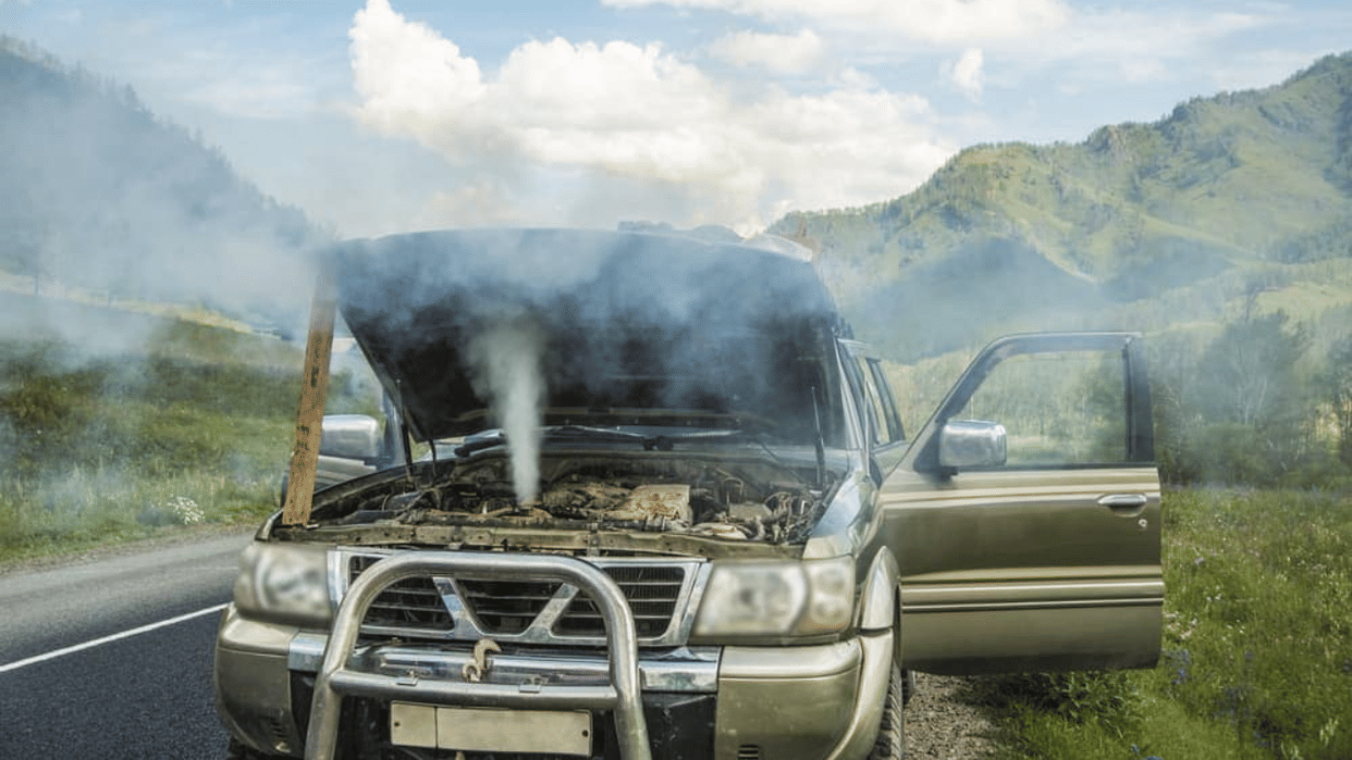 Due to which the car engine overheats, how to stay safe during the journey, know the details