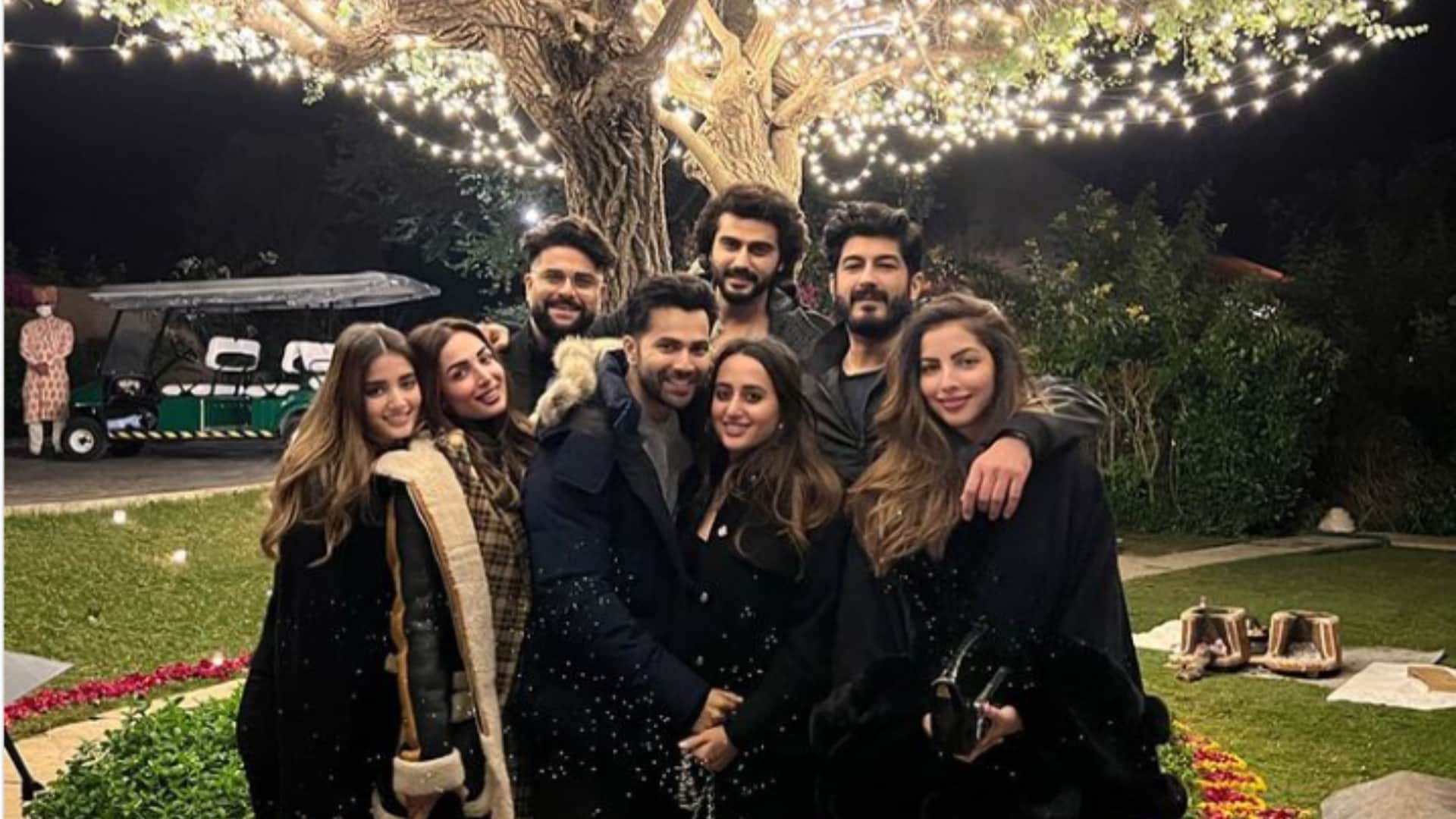 New Year 2023 celebration of Bollywood celebs Malaika arora Arjun Kapoor Varun Dhawan Alia Bhatt Ranbir Kapoor