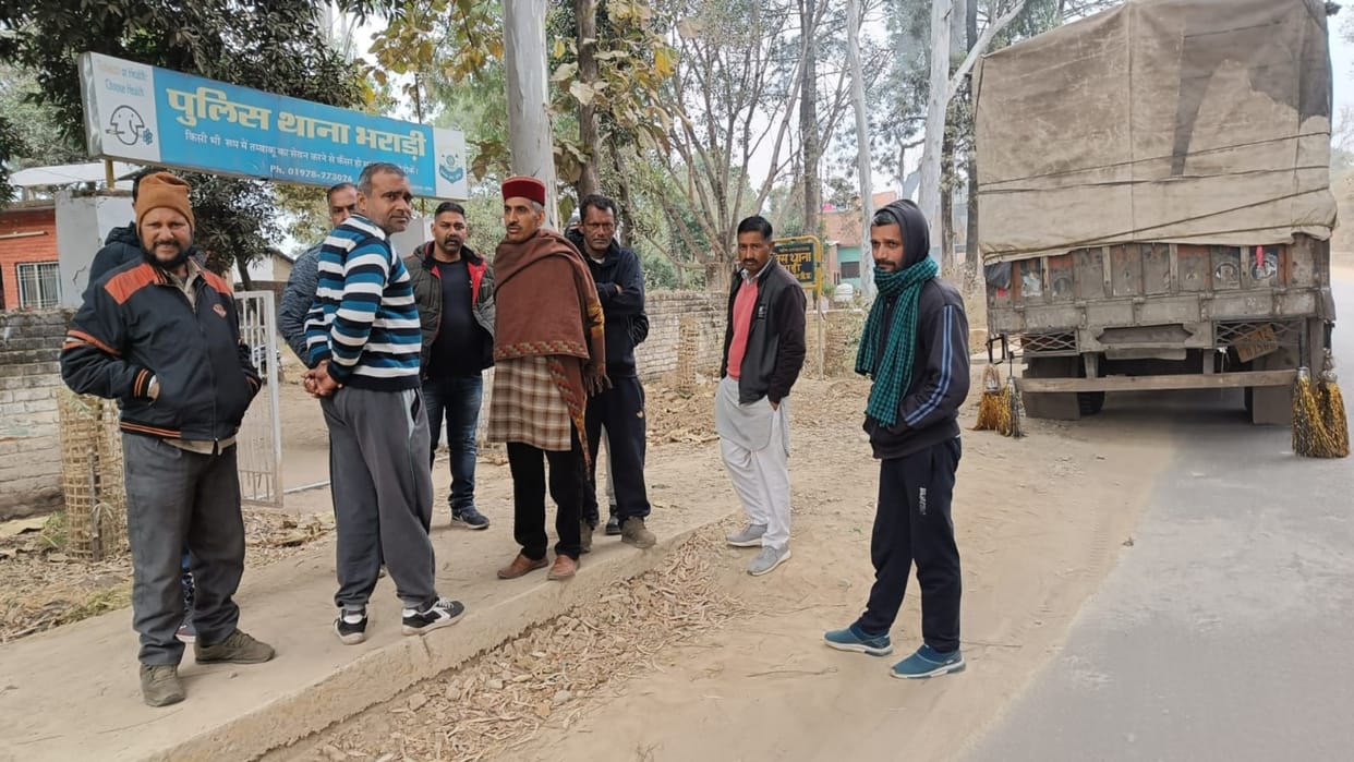 Bilaspur news: cement overloaded trcuk seized in bilaspur himachal pradesh