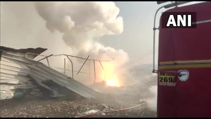 Maharashtra News Massive fire broke out in Nashik factory Solapur Thane as well Latest News Update In Hindi