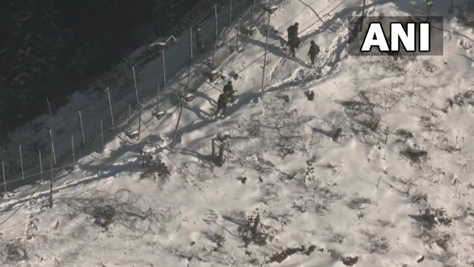 Jammu Kashmir: Soldiers patrolling Uri sector amidst snowfall, attempts infiltrate across the border