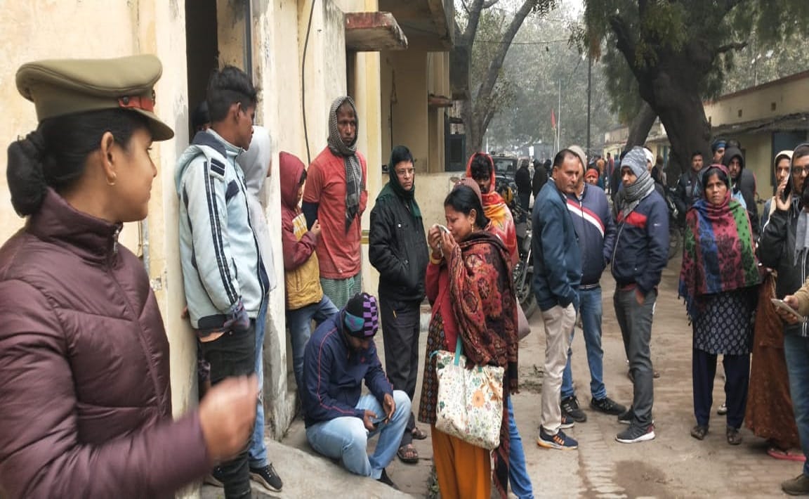 Dead body of railway Staff his pregnant wife and son found in house accident or suicide