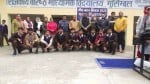 वीर बाल दिवस प्रतियोगिता विजेताओं के साथ मौजूद स्कूल स्टाफ।  संवाद