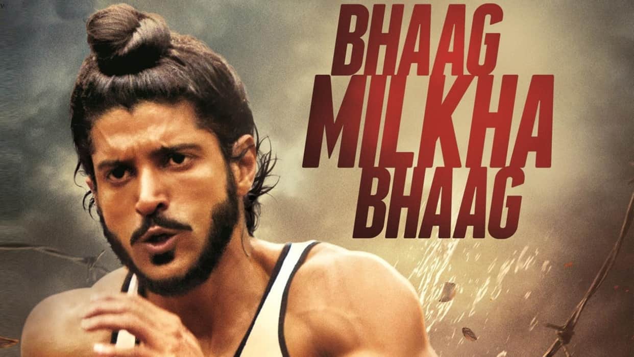 Farhan Akhtar celebrates as his film Bhaag Milkha Bhagg completes 10 years writes down note