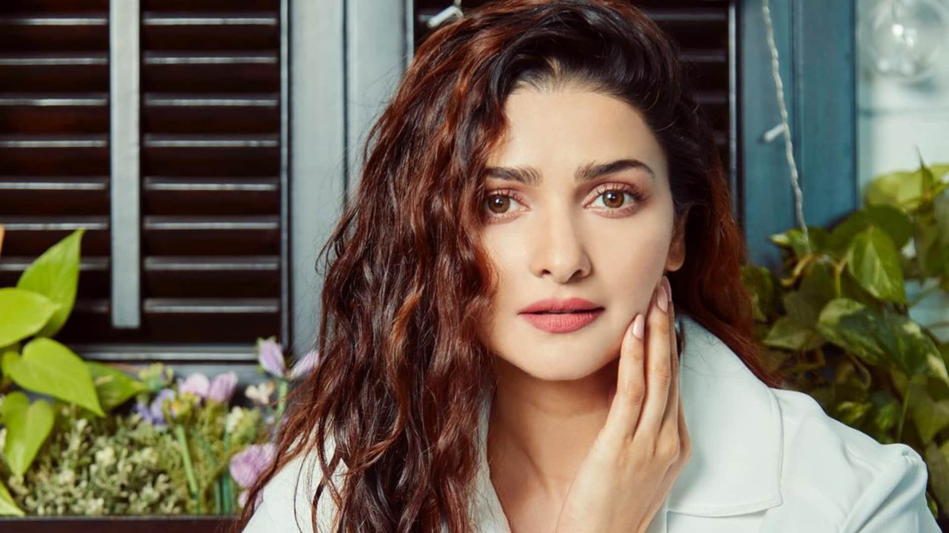 Bollywood Actress who Started career From Televsion Vidya balan Mrunal Thakur Yami Gautam Prachi desai Disprj