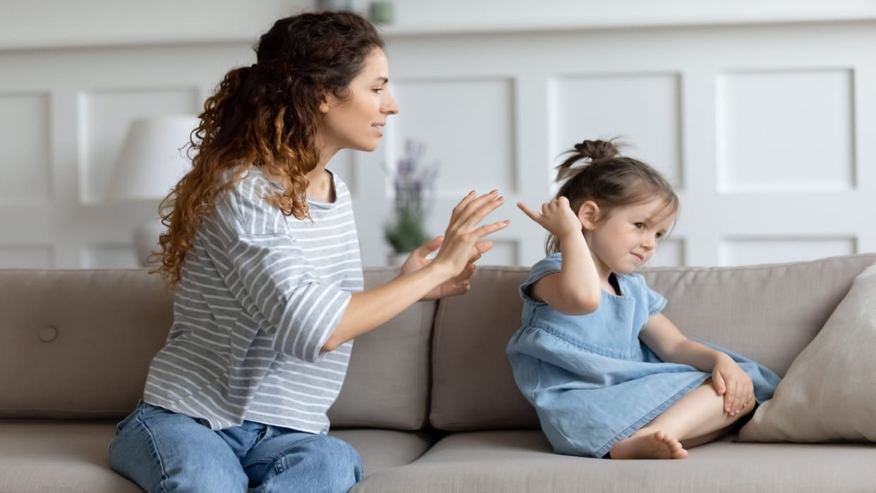 Parenting Tips How to stop copycat behavior of kids Imitate Parents in Hindi