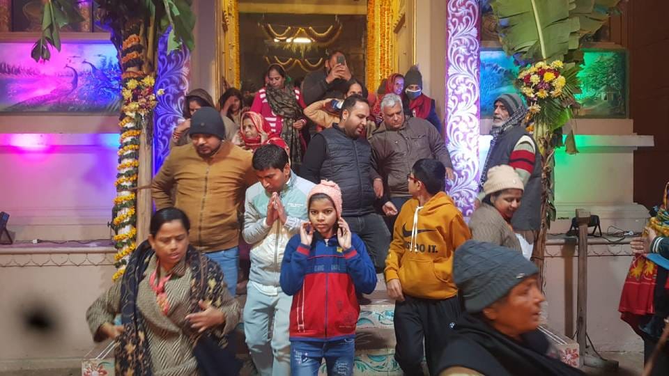 Lord Ranganath gave divine darshan sitting in palanquin at Vaikunth gate in Mathura