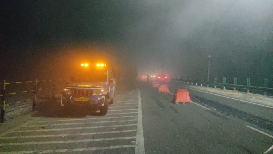 Rishabh Pant Accident blackspot and Road Repair at Accident Point photos