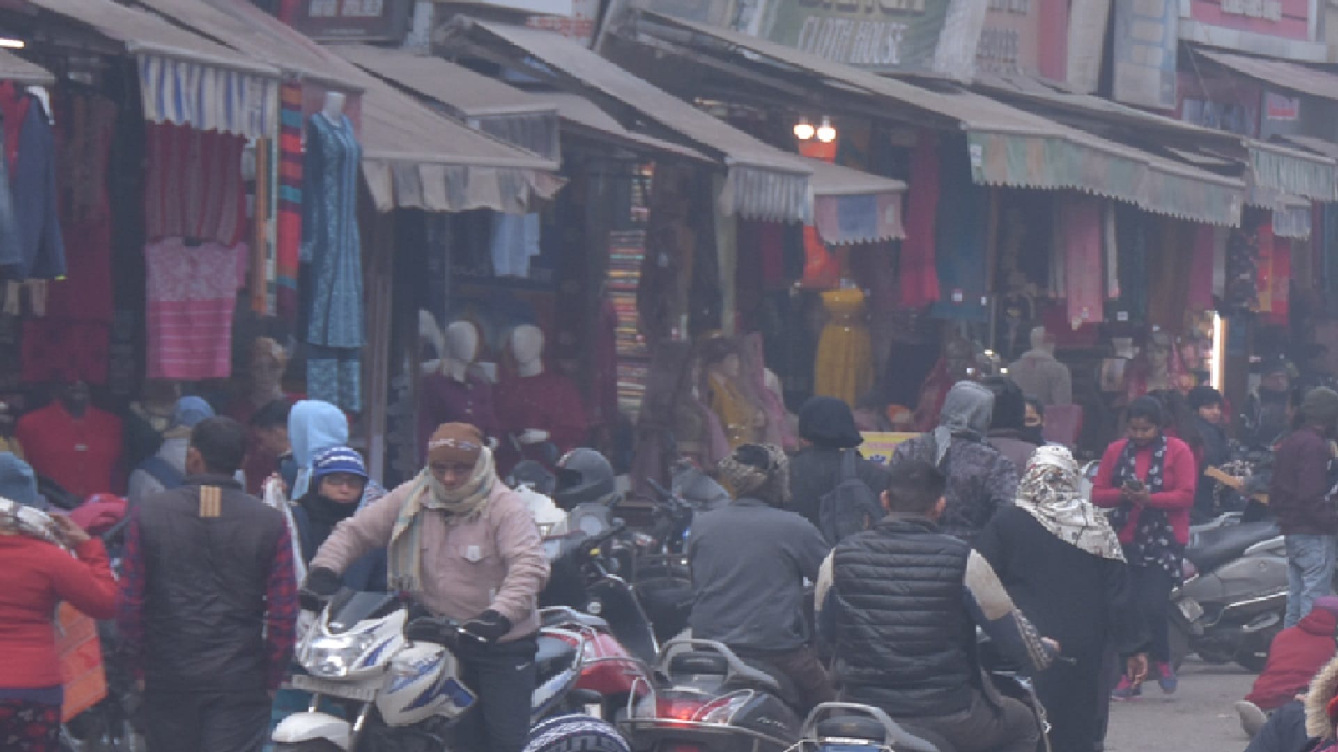 The minimum temperature was four degrees in Saharanpur and there is possibility of bad weather