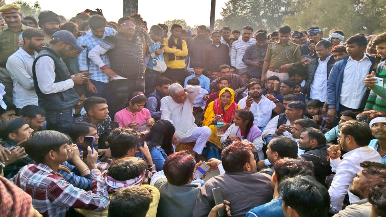 Sawai Madhopur Dr. Kirori Lal Meena movement against gravel lease holder