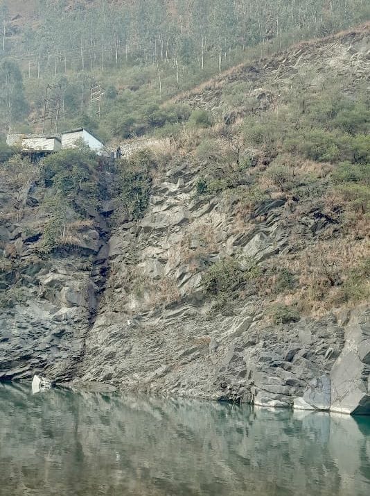 one died in jeep accident in rampur
