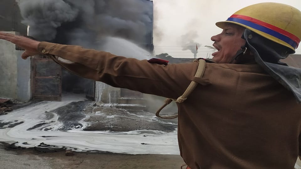 fire broke out in chemical factory located in Surajpur Greater Noida