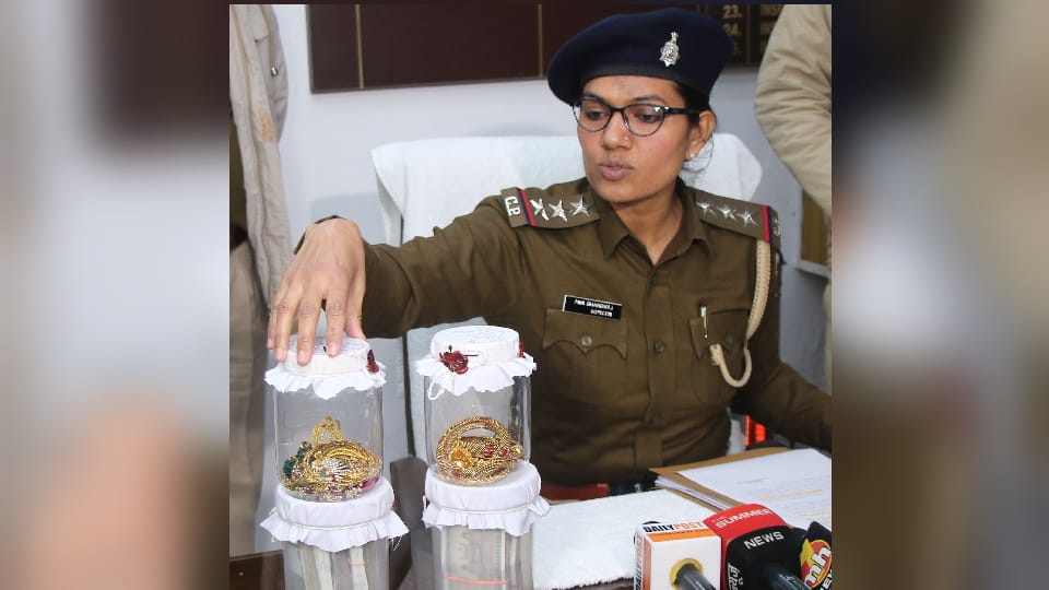 Big disclosure in case of theft of lakhs from house in Sector-21