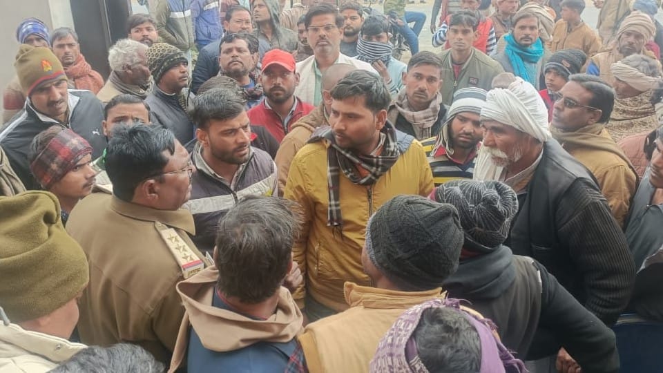 family members created ruckus in the clinic after death of woman in etah