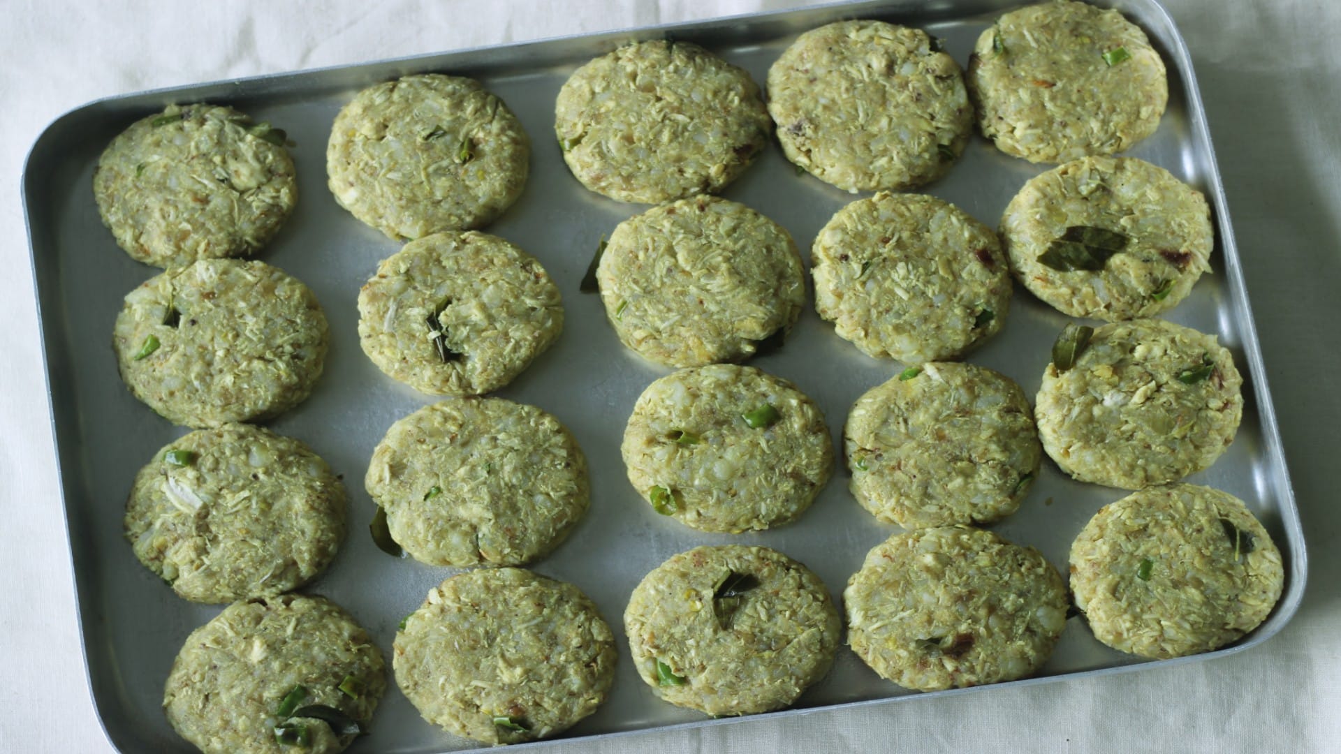 Recipe Of The Day: Healthy Snacks Recipes How To Make Bathua Cutlet Banane Ki Vidhi In Hindi