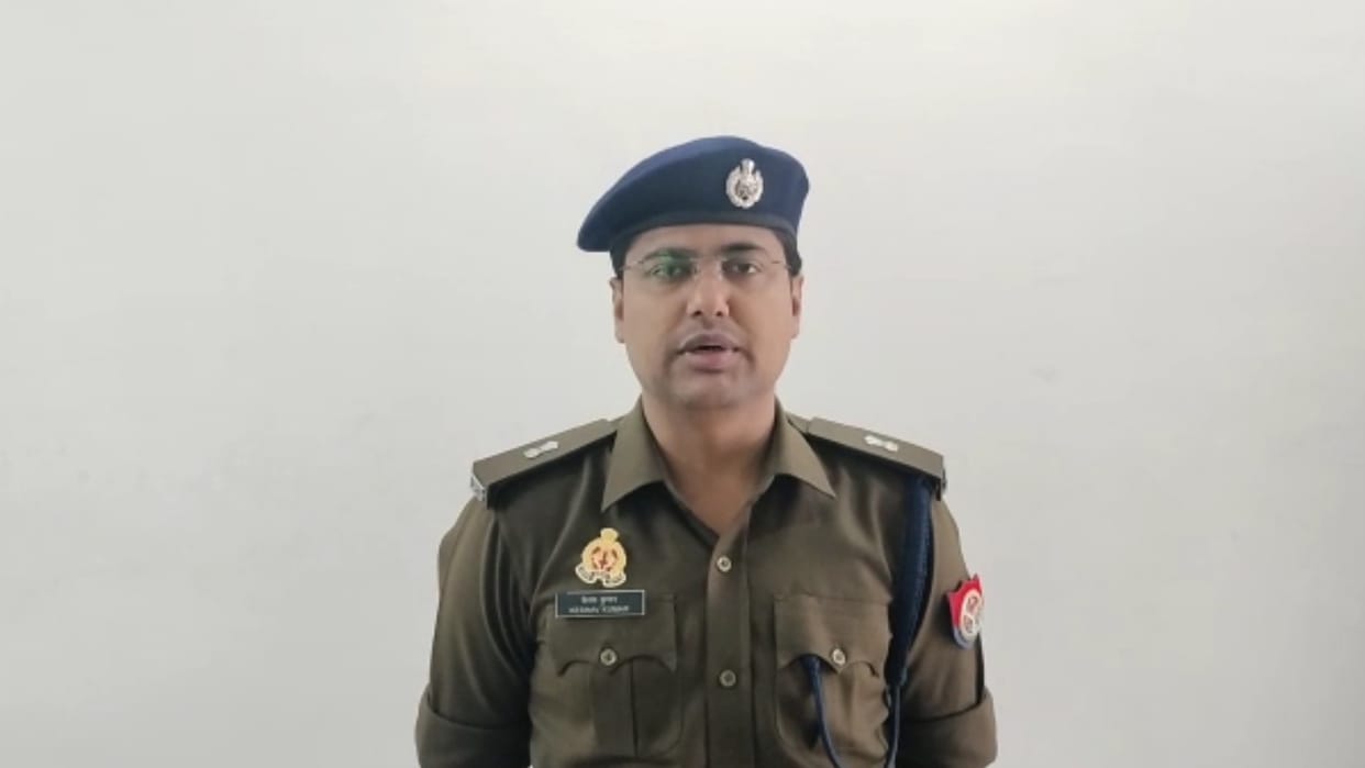 Murder Meerut: After killing the only son, the dead body was thrown on the threshold of the house