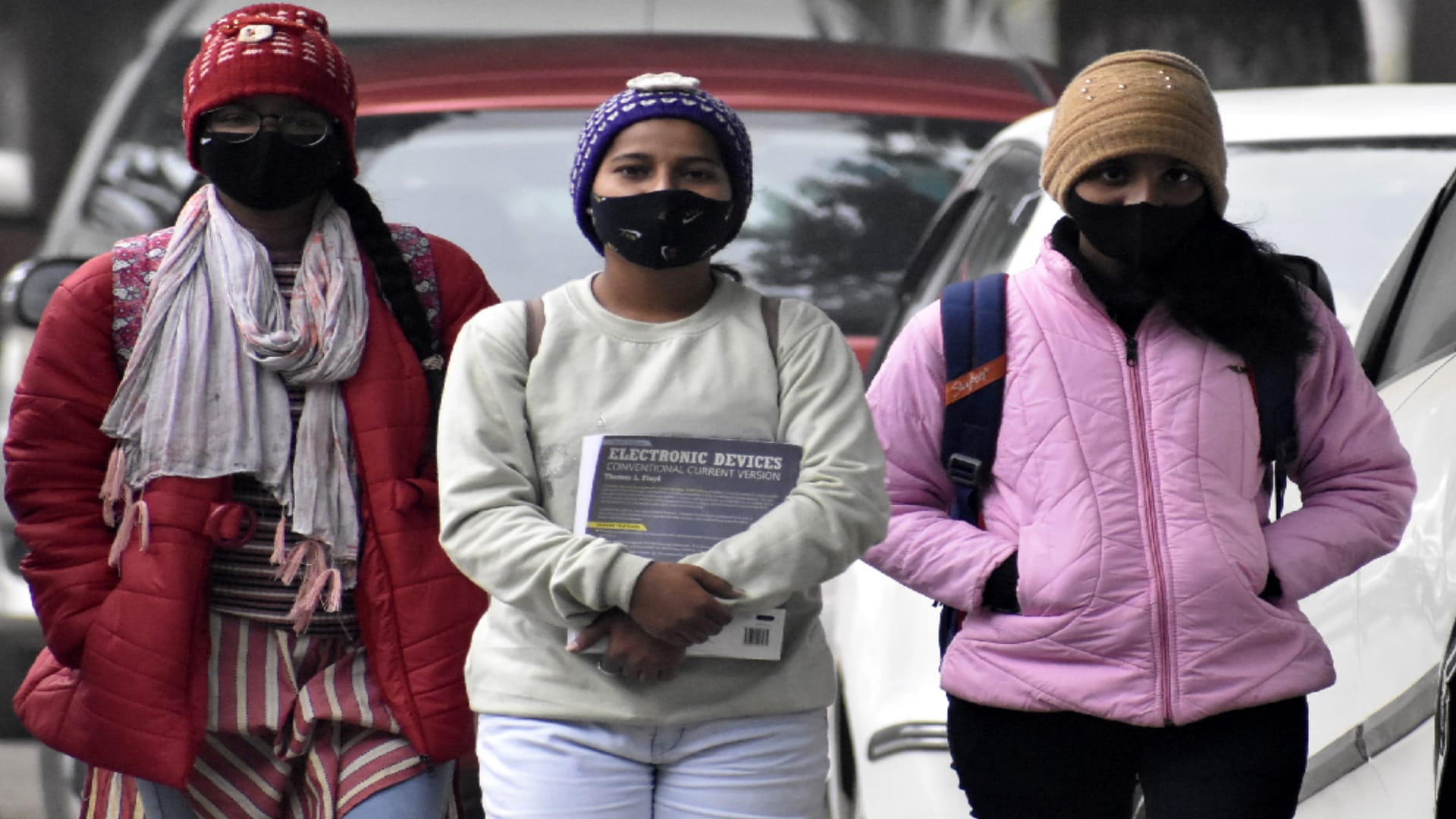 Gorakhpur Weather Update heavy fog and cold wave In Gorakhpur