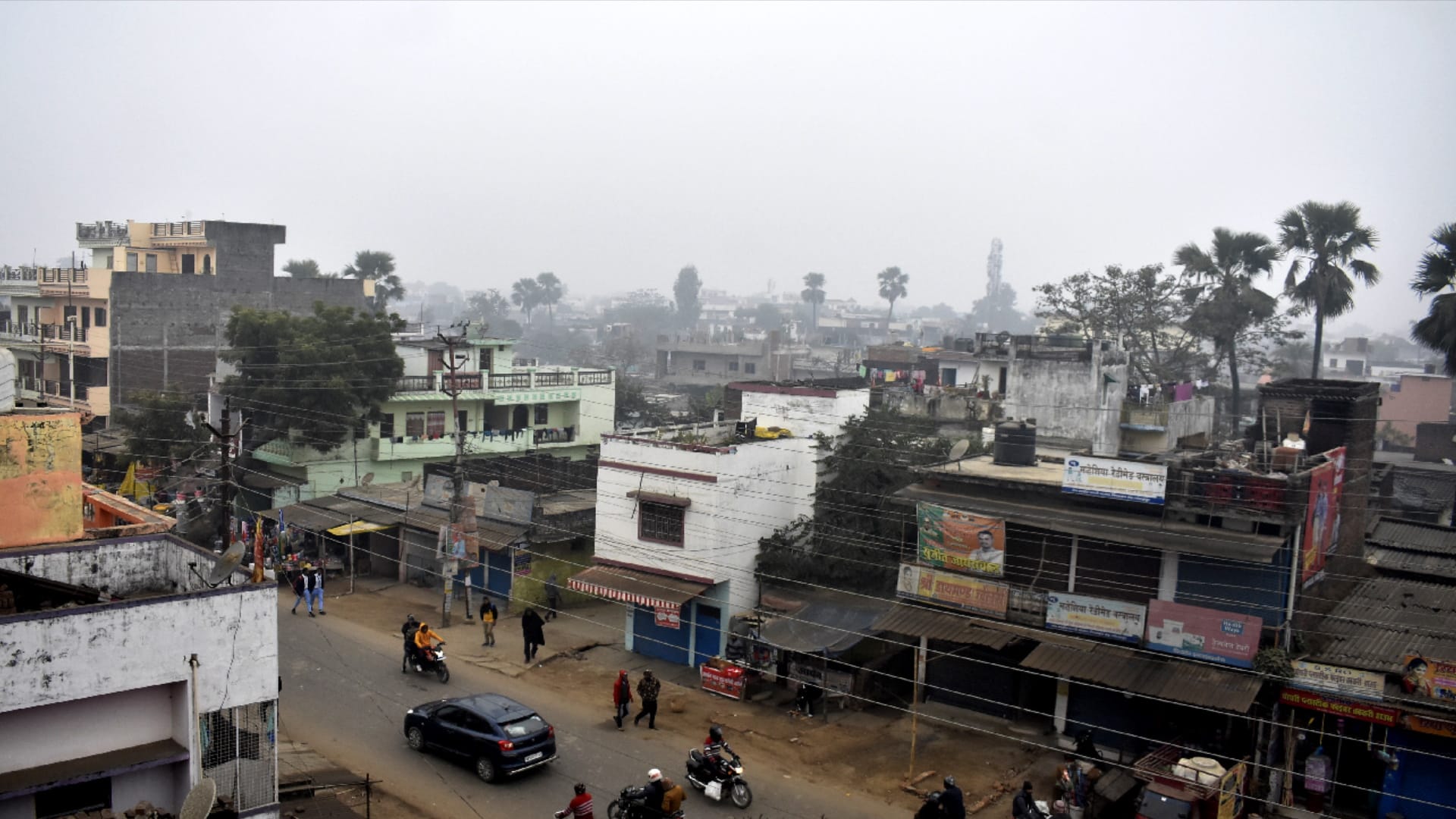 Gorakhpur Weather Update heavy fog and cold wave In Gorakhpur