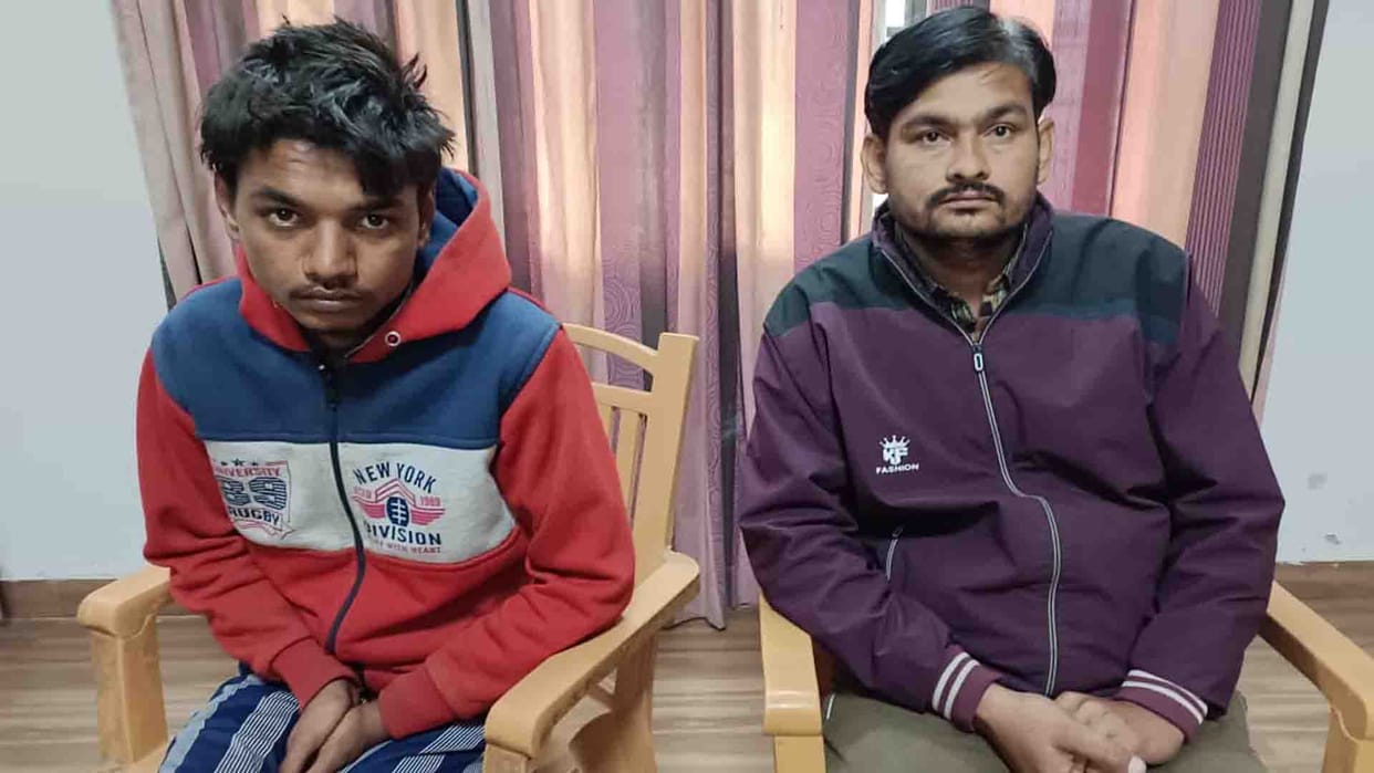 Fatehpur: Two smugglers arrested with cannabis worth 25 lakhs, three absconding